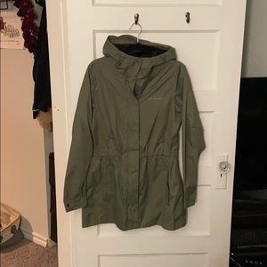 Columbia rain coat